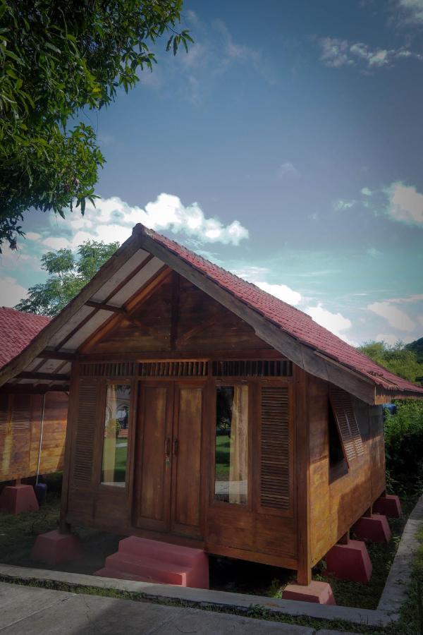 Yut'S Inn Flower Paradise Gili Gede 외부 사진