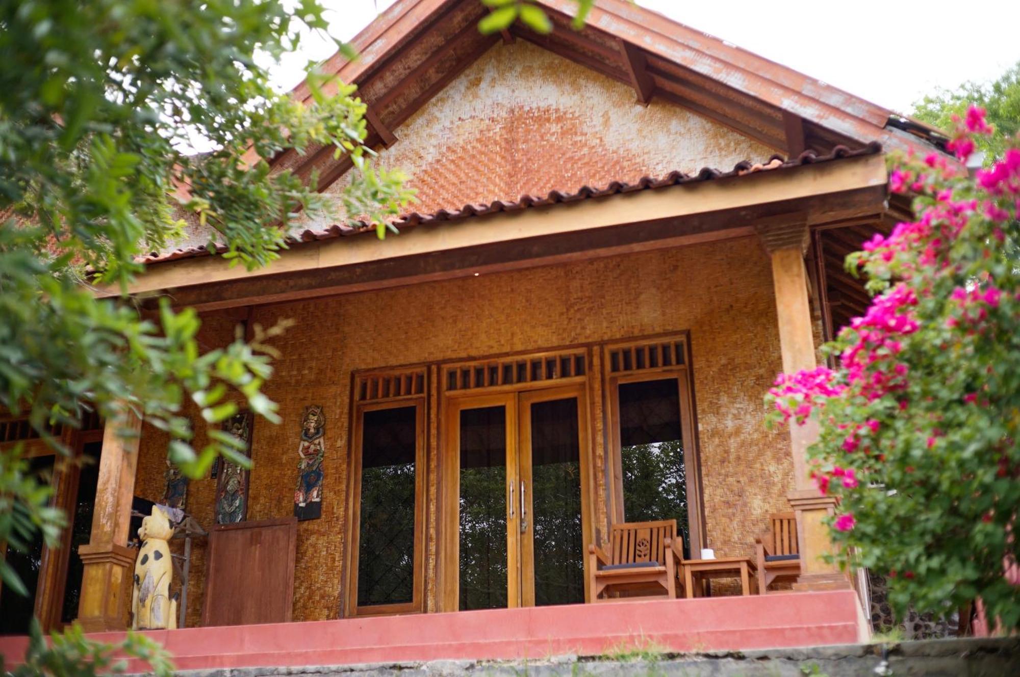 Yut'S Inn Flower Paradise Gili Gede 외부 사진